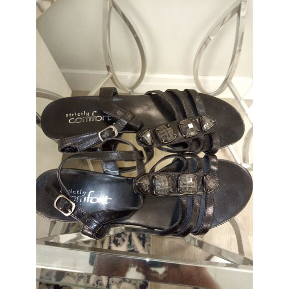 Women's Black Strictly Comfort Leather Sandal w/Rhinestone Detail Size 7 - Picture 7 of 8